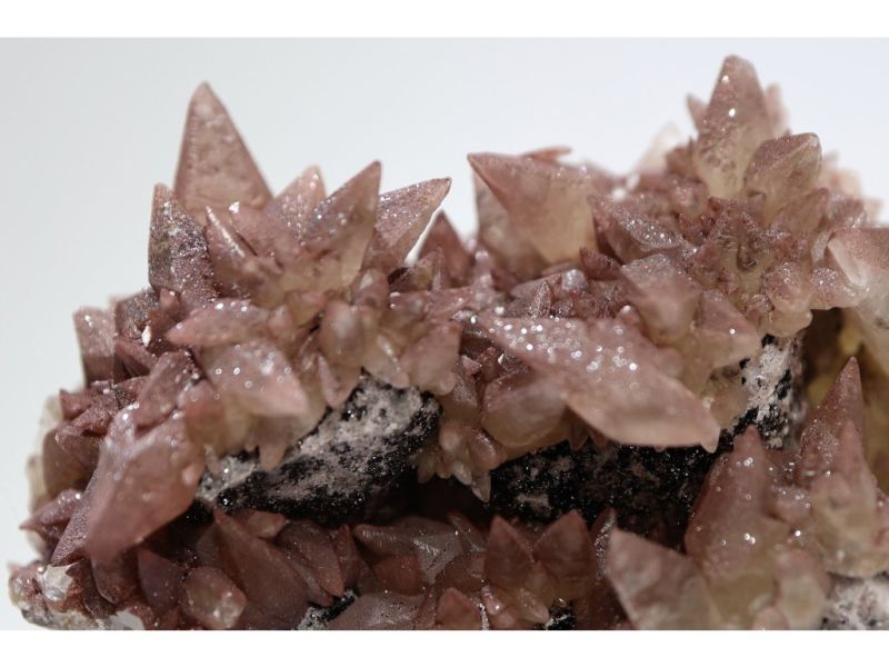 Kámen kalcit - minerál - nerost | Prodej, cena | Využití, krystal, výskyt, zajímavosti