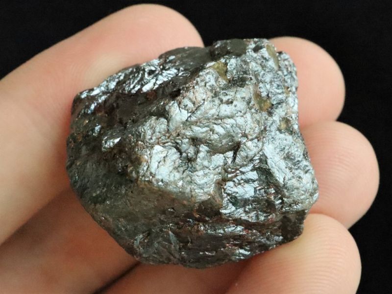 Kámen / minerál - rutil - odrůda nigrín - nerost z Vysočiny z Moravy
