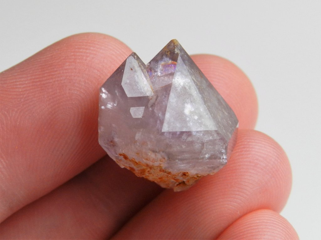 Tantrická dvojice krystalu ametystu z naleziště Česká Mez - Vysočina